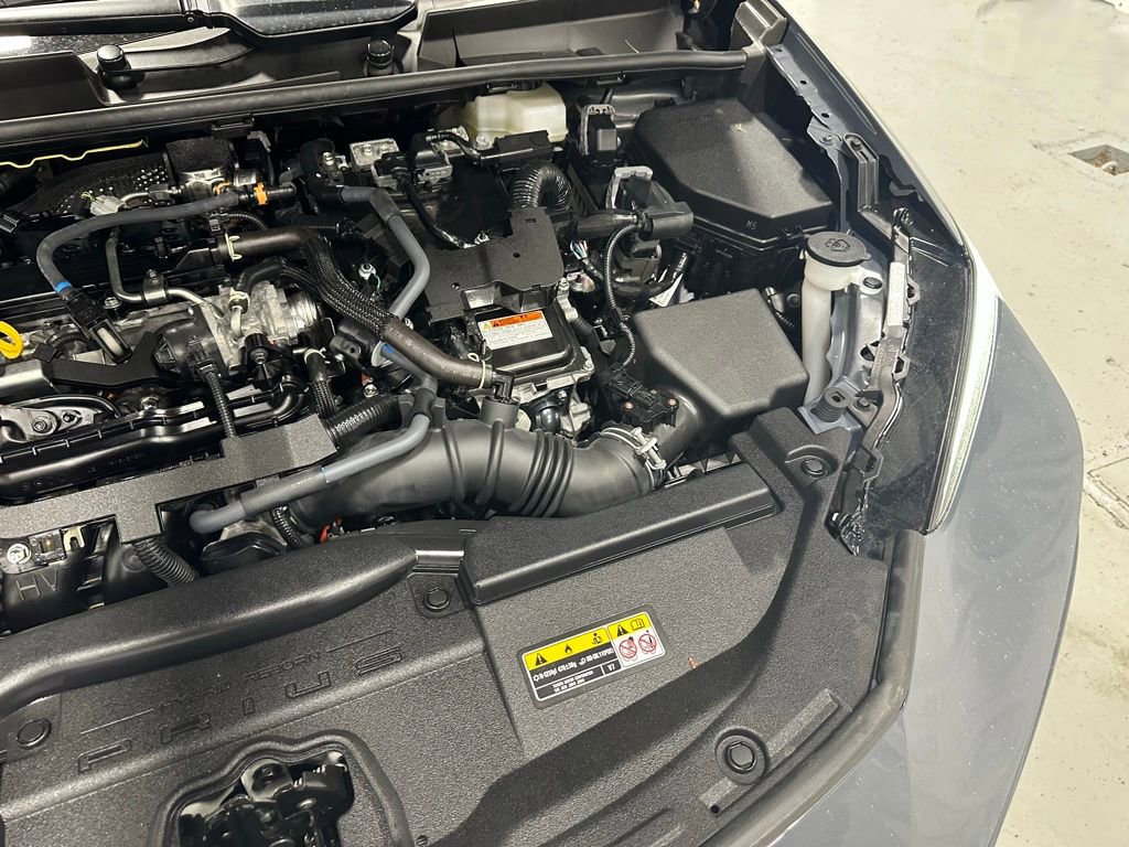 Used 2024 Toyota Prius Limited w/ Limited Premium Package AWD/4WD image 67