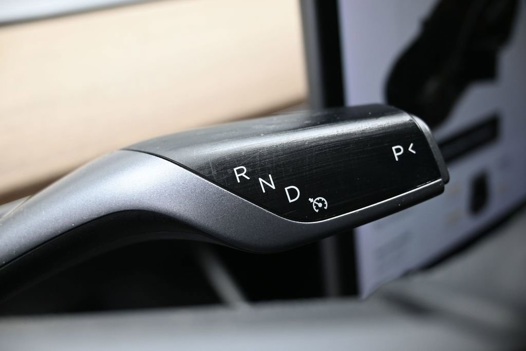 Used 2019 Tesla Model 3 Standard Range Plus image 21