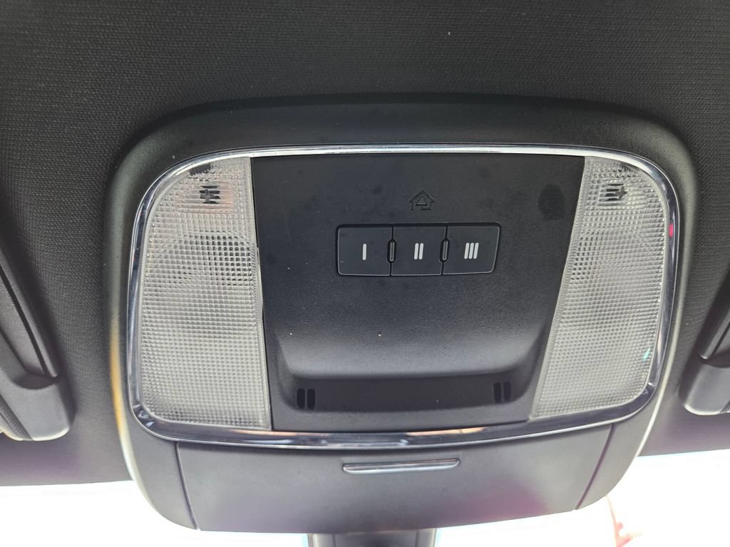 Used 2023 Dodge Charger R/T RWD image 18