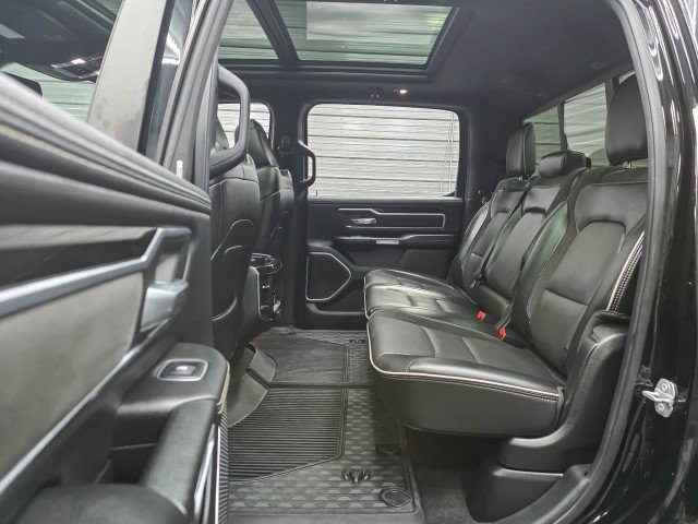 Used 2019 RAM 1500 Laramie w/ Sport Appearance Package AWD/4WD image 18