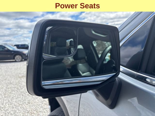 Used 2025 GMC Sierra 1500 SLT image 8