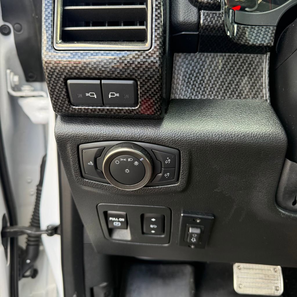 Used 2020 Ford F150 Raptor w/ Equipment Group 802A Luxury AWD/4WD image 25