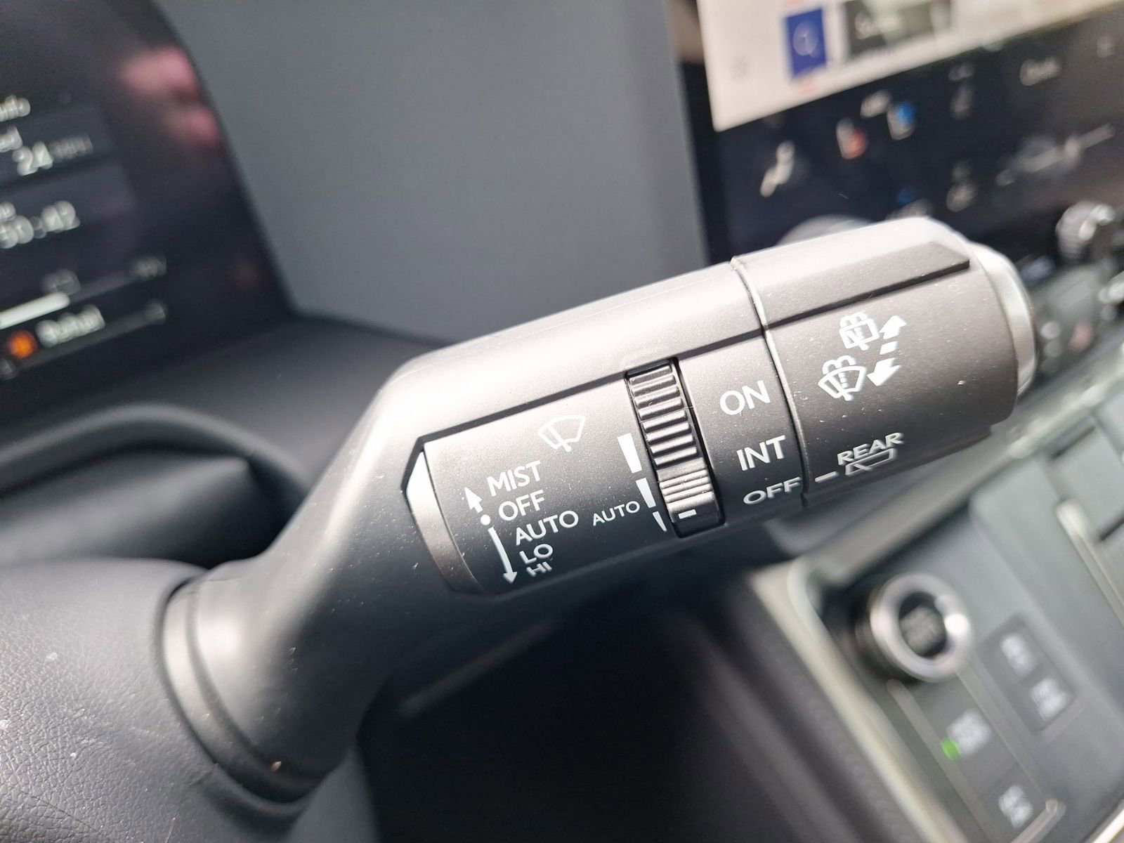 Used 2025 Lexus GX 550 image 23