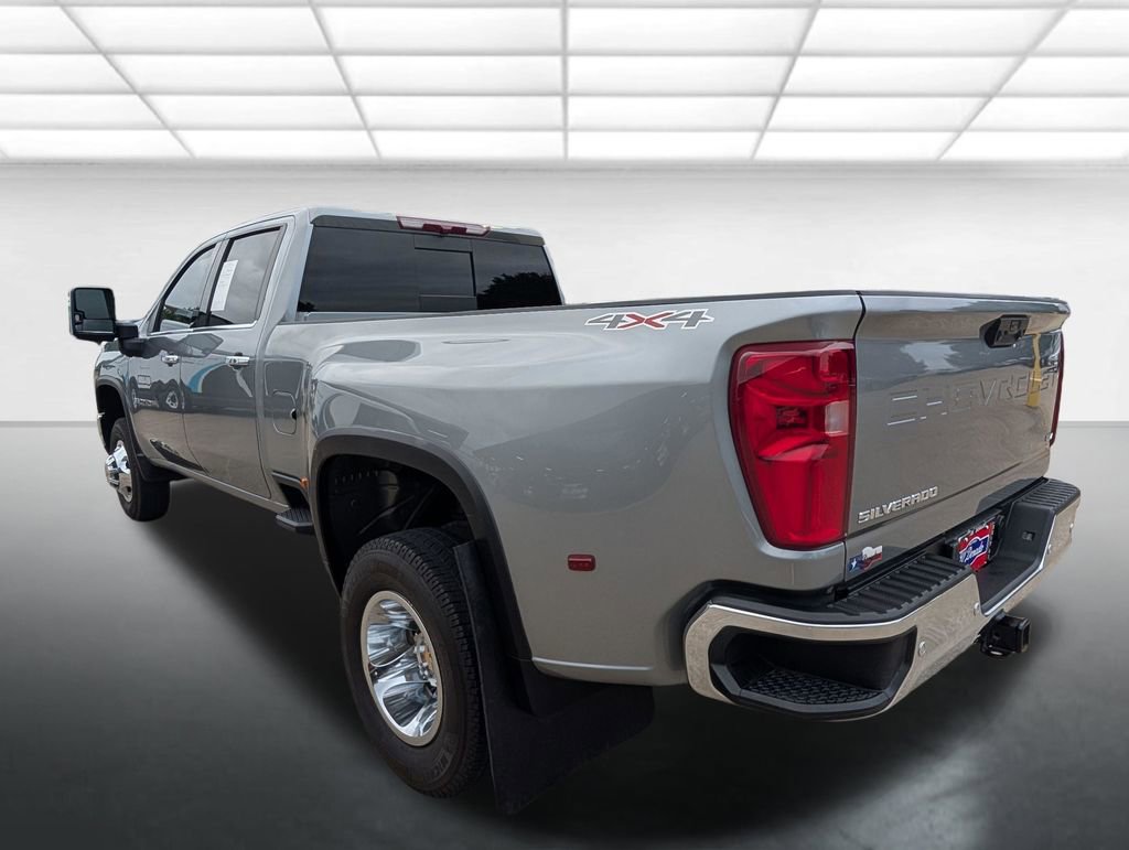 Certified 2025 Chevrolet Silverado 3500 LTZ w/ LTZ Convenience Package AWD/4WD image 2