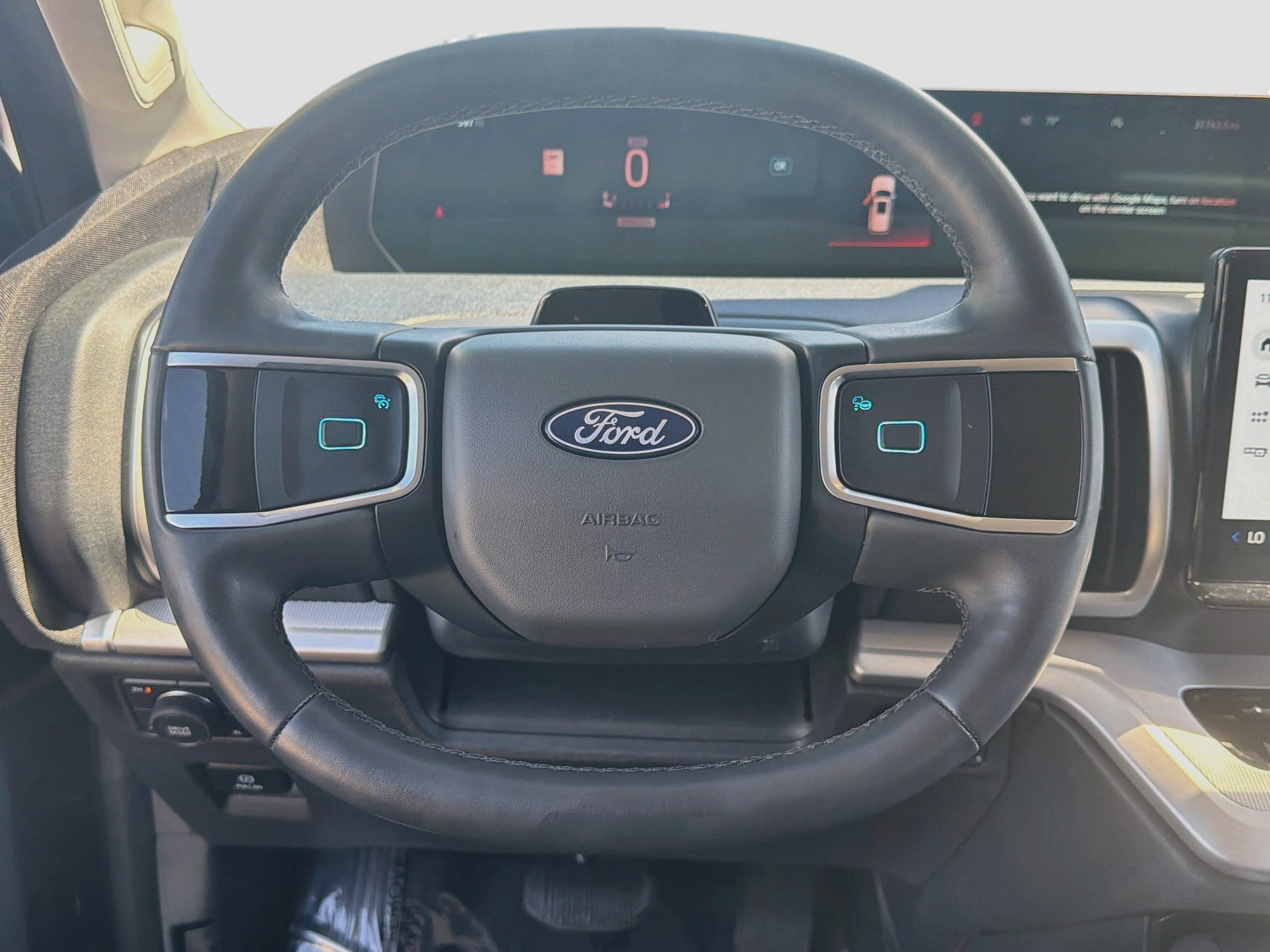 Used 2025 Ford Expedition Active AWD/4WD image 18