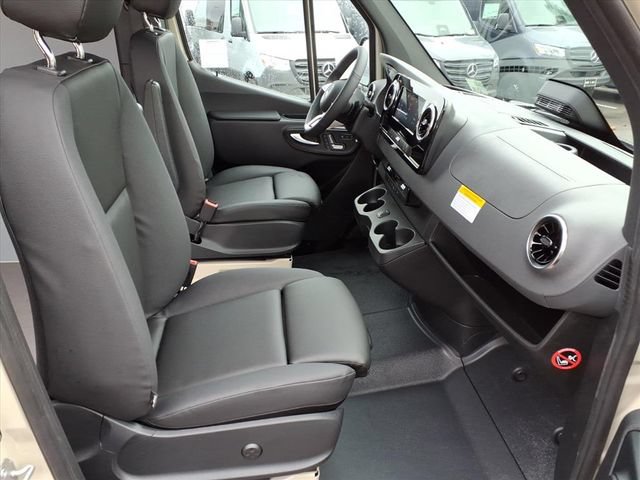 New 2026 Mercedes-Benz Sprinter 2500 image 17