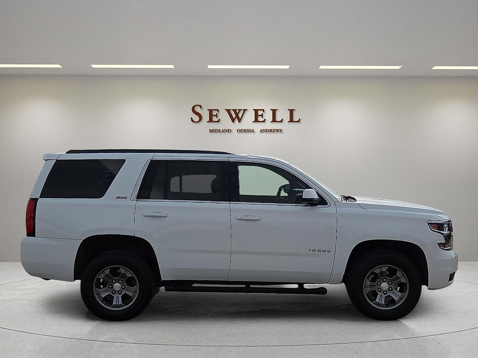 Used 2017 Chevrolet Tahoe LT AWD/4WD image 5