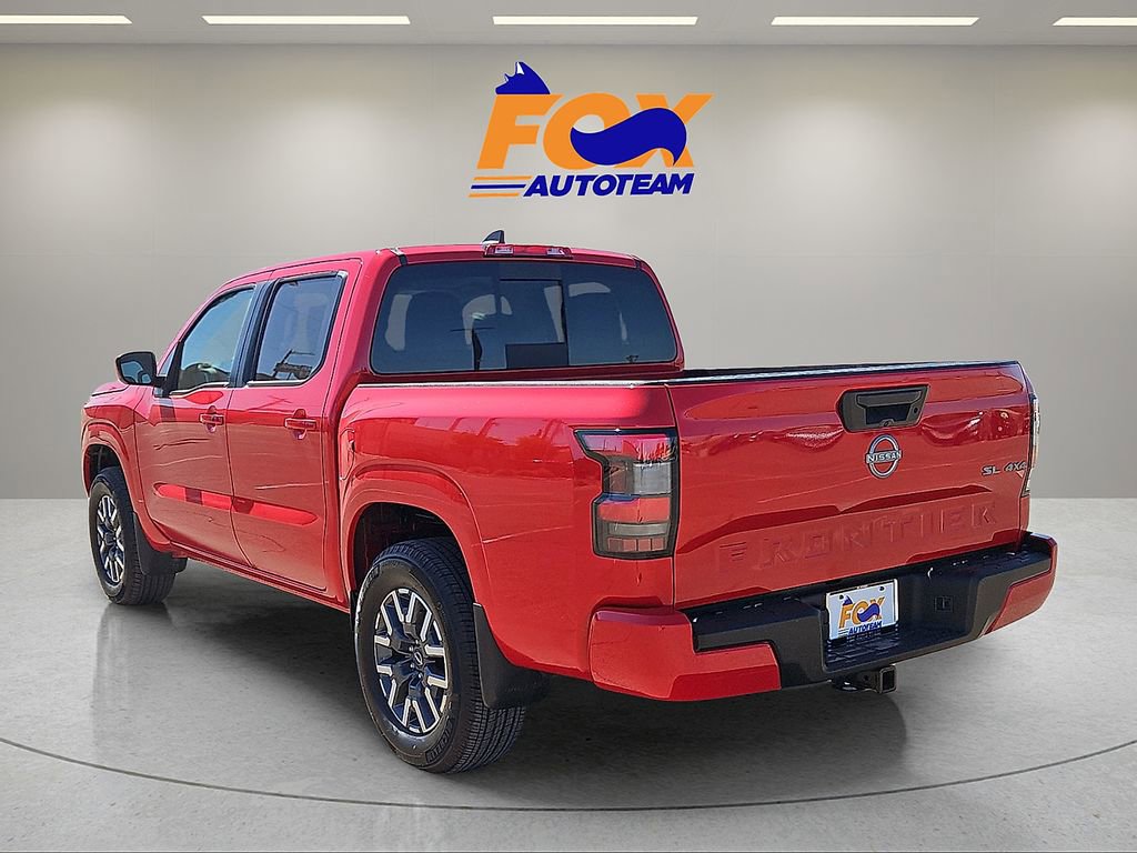 Used 2024 Nissan Frontier SL AWD/4WD image 3