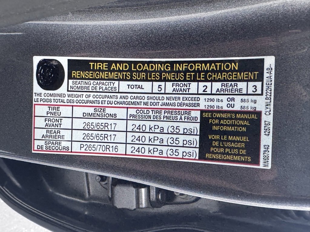 Used 2022 Nissan Frontier SV w/ Technology Package image 40