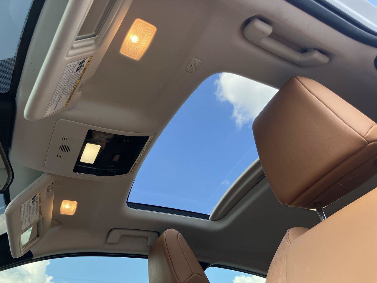 Used 2020 Lexus UX 200 w/ Accessory Package FWD image 21