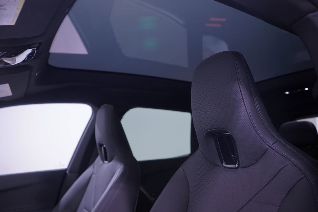 Used 2024 BMW iX xDrive50 image 8