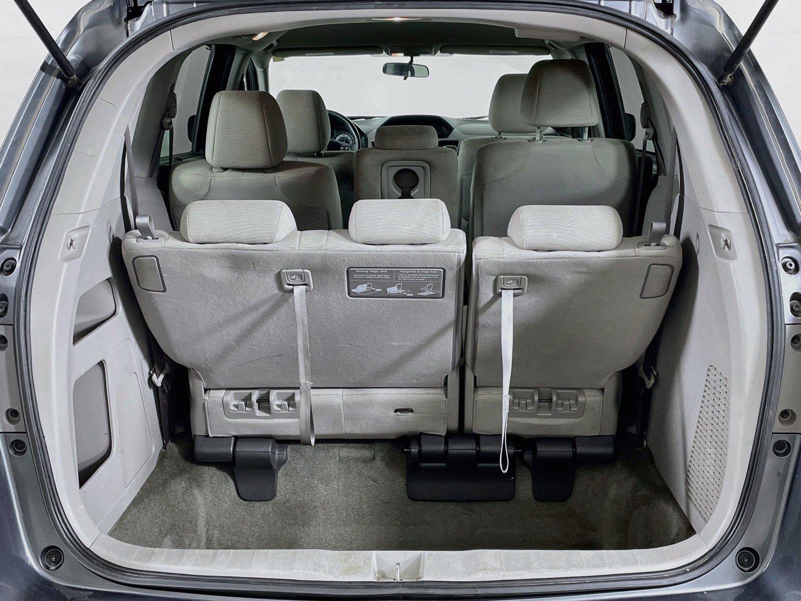 Used 2013 Honda Odyssey EX image 22