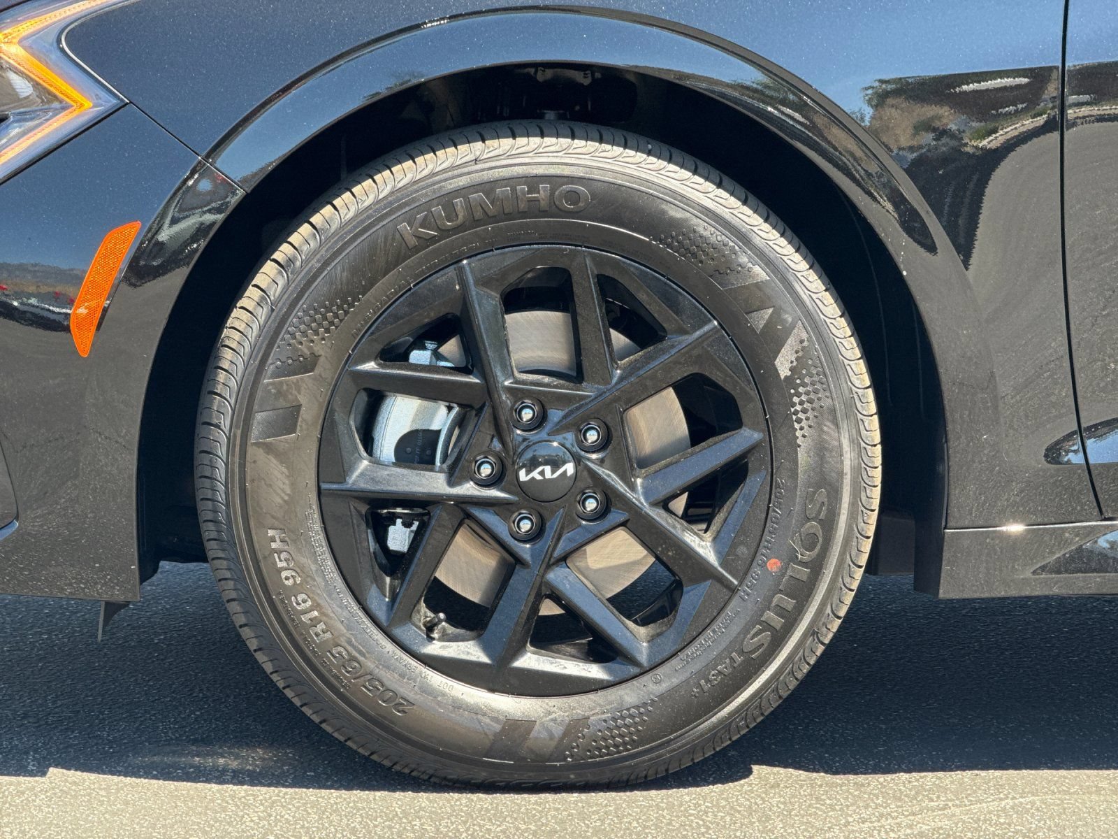 New 2026 Kia K5 LXS FWD image 30