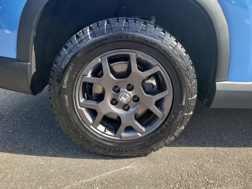 Used 2025 Honda Pilot TrailSport image 5