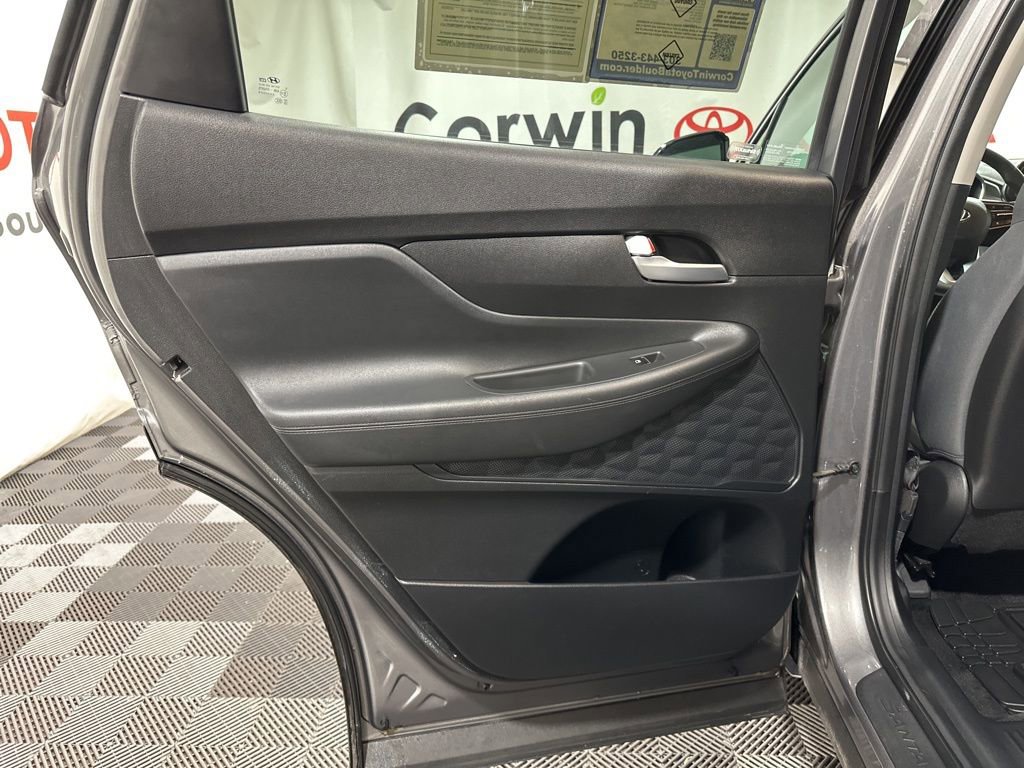 Used 2020 Hyundai Santa Fe SEL image 18