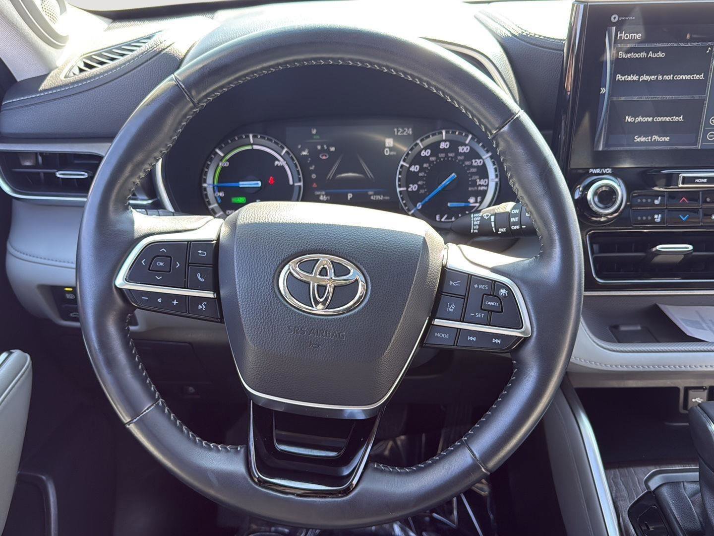Used 2021 Toyota Highlander Limited AWD/4WD image 30