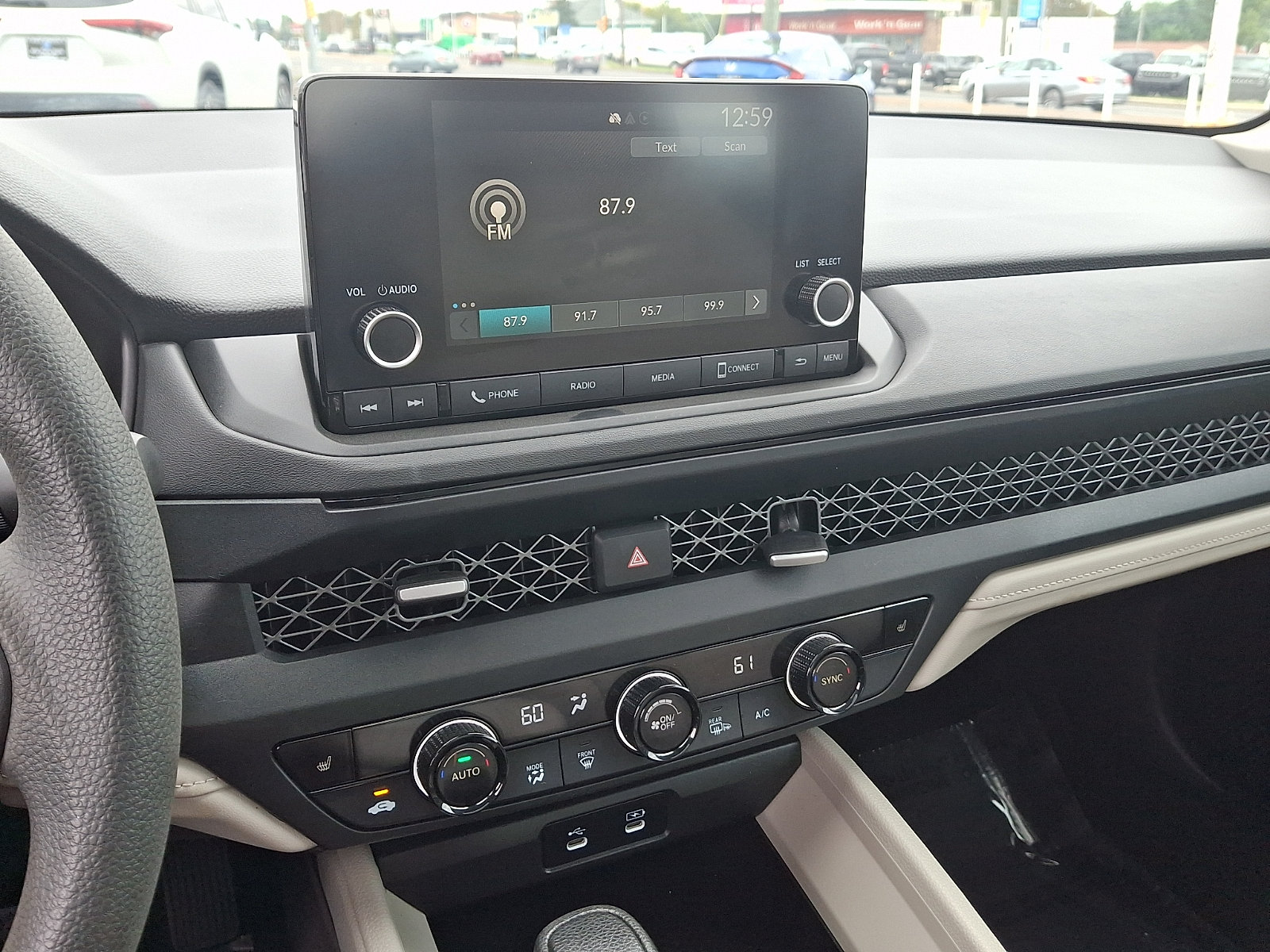 Used 2023 Honda Accord EX image 19