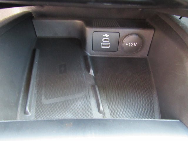 Used 2025 Ford Escape Platinum w/ Premium Technology Package AWD/4WD image 22