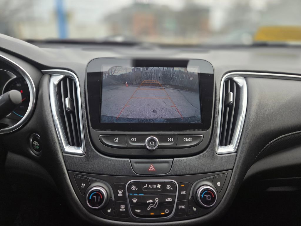 Used 2016 Chevrolet Malibu Premier w/ Driver Confidence Package II image 15