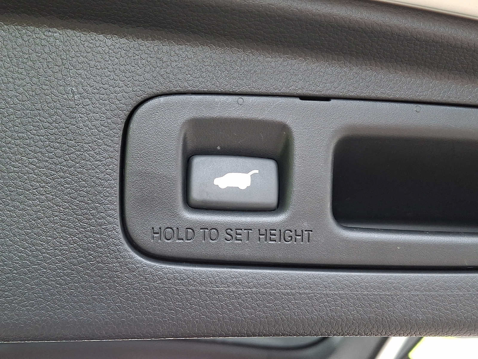 Used 2023 Honda CR-V EX-L image 27