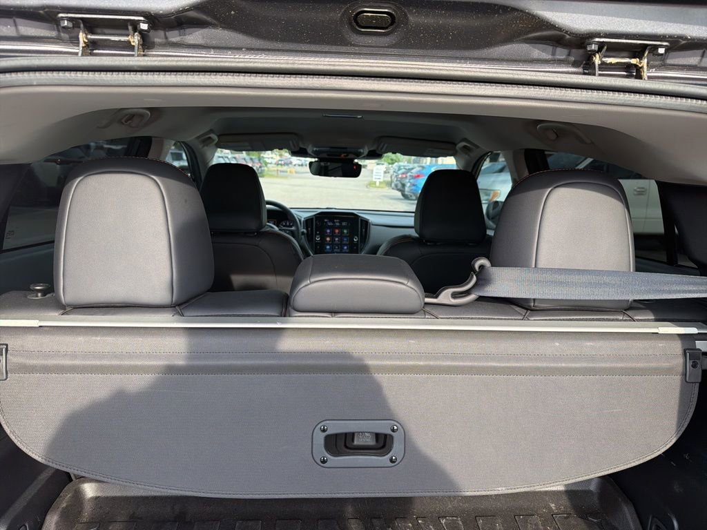 Used 2024 Subaru Crosstrek 2.5i Limited w/ Crosstrek Mirror Package AWD/4WD image 10