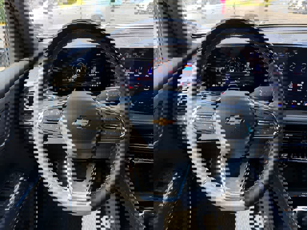 Used 2024 Chevrolet Traverse LT w/ Enhanced Driving Package image 89