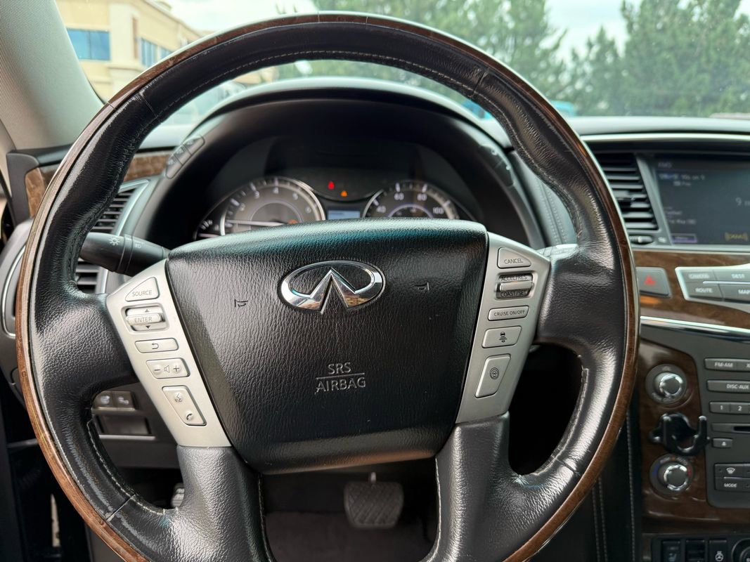 Used 2016 INFINITI QX80 Luxe w/ 22" Wheel Package image 32