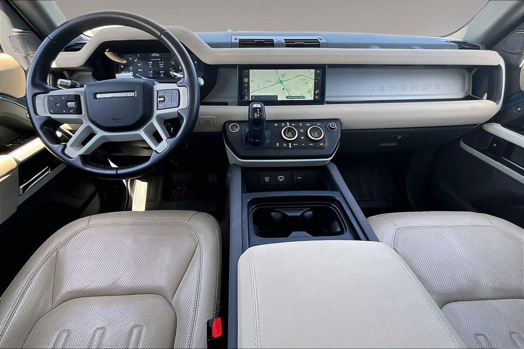 Used 2022 Land Rover Defender 110 SE AWD/4WD image 7