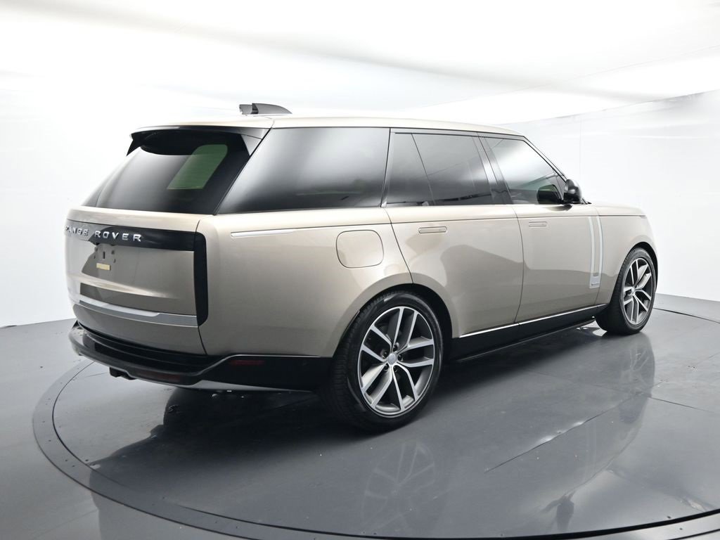 Used 2025 Land Rover Range Rover Autobiography image 15