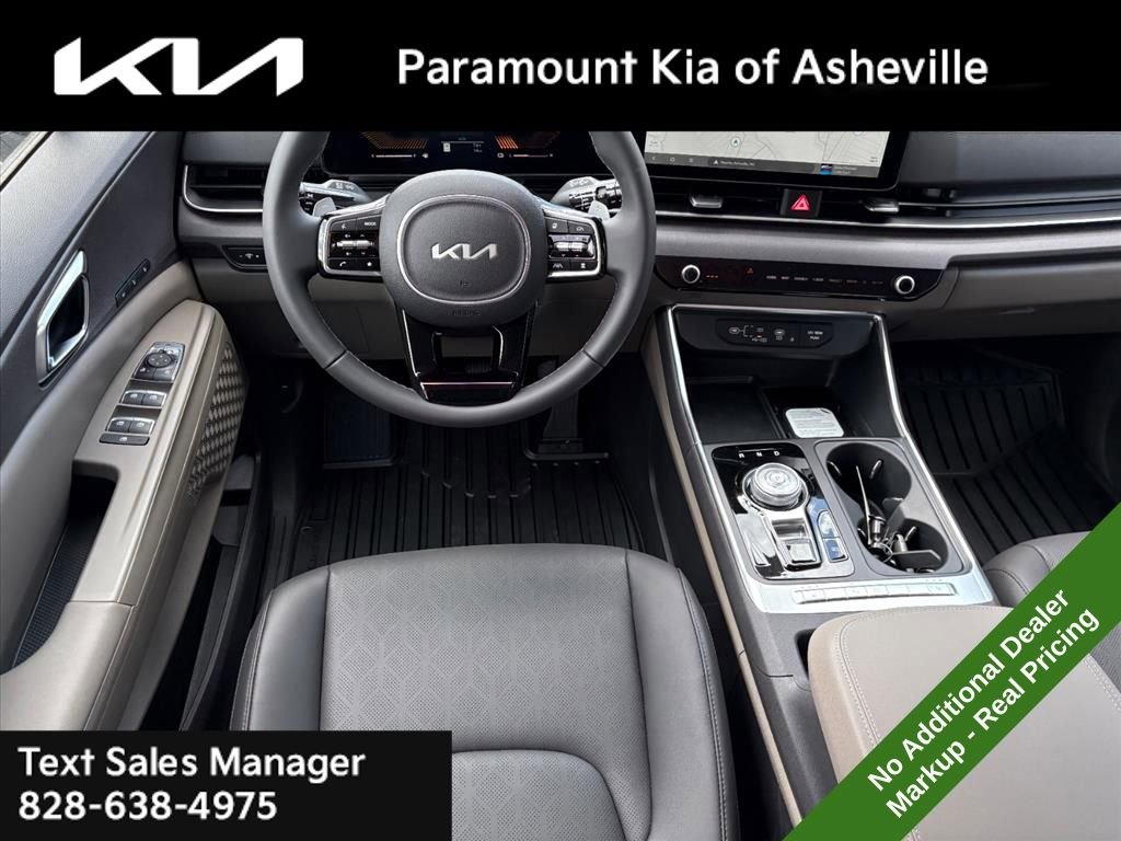 New 2026 Kia Carnival EX FWD image 24
