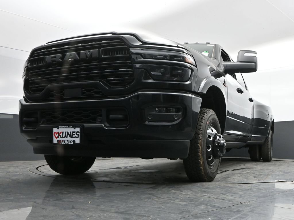 New 2026 RAM 3500 Limited AWD/4WD image 45