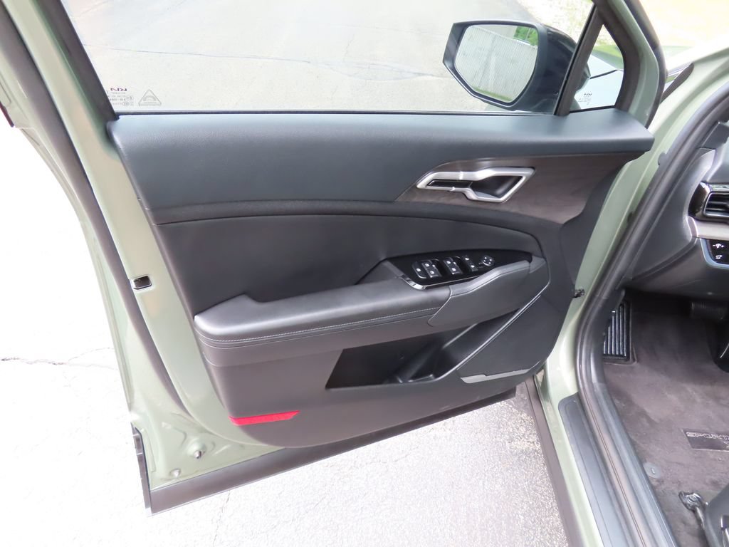 Used 2024 Kia Sportage X-Line w/ X-Line Premium Package AWD/4WD image 28