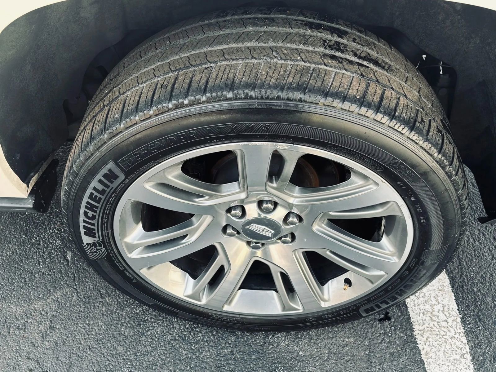 Used 2015 Cadillac Escalade ESV Premium image 44