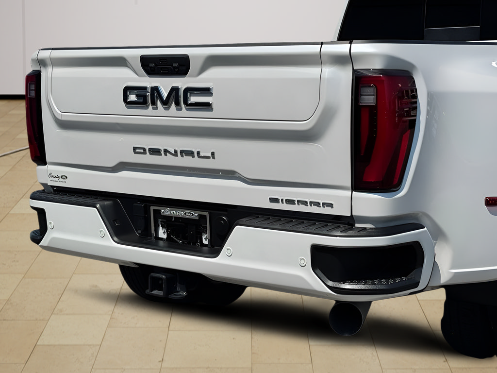 Used 2024 GMC Sierra 3500 Denali Ultimate AWD/4WD image 41