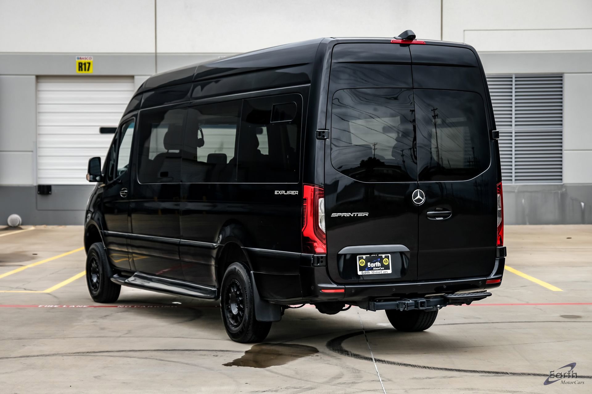 Used 2024 Mercedes-Benz Sprinter 2500 image 11