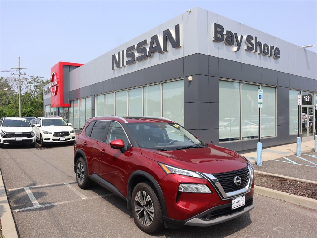 Certified 2022 Nissan Rogue SV w/ SV Premium Package image 2
