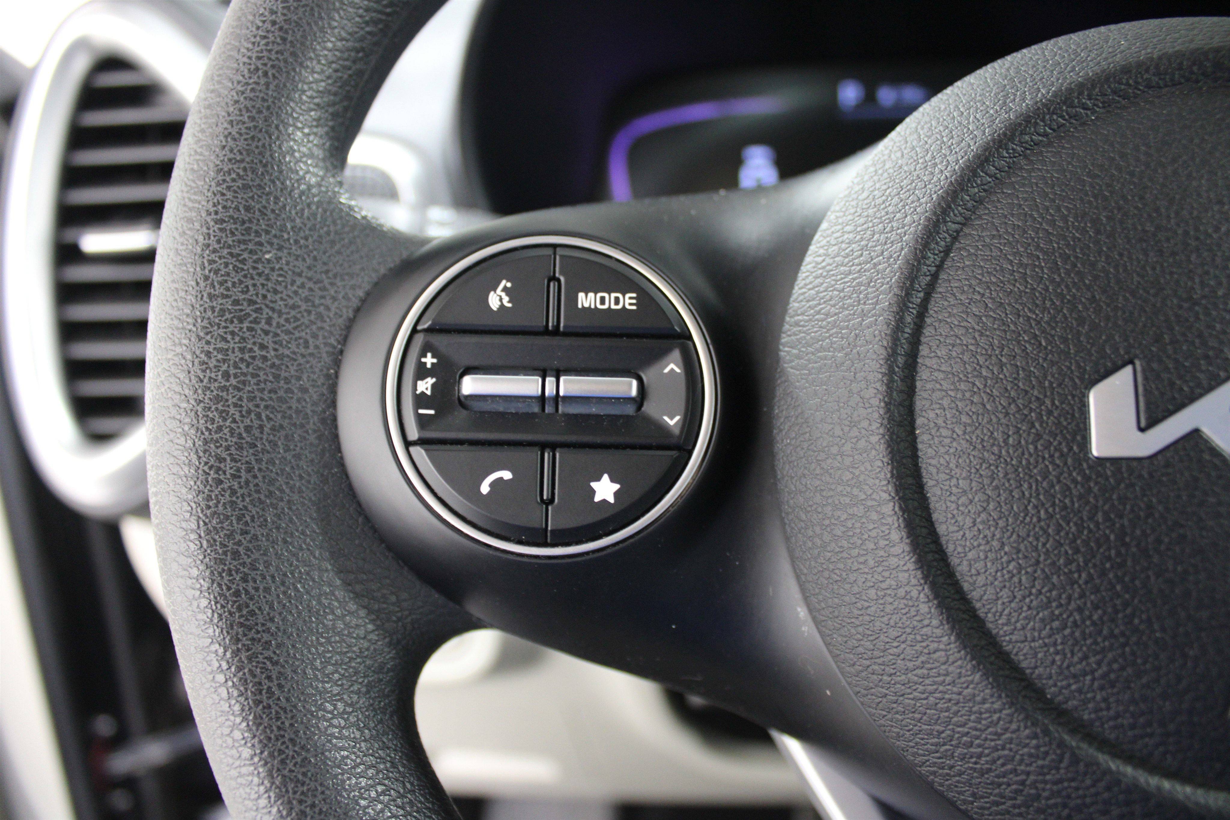 Used 2024 Kia Soul LX w/ Option Group 015 image 10