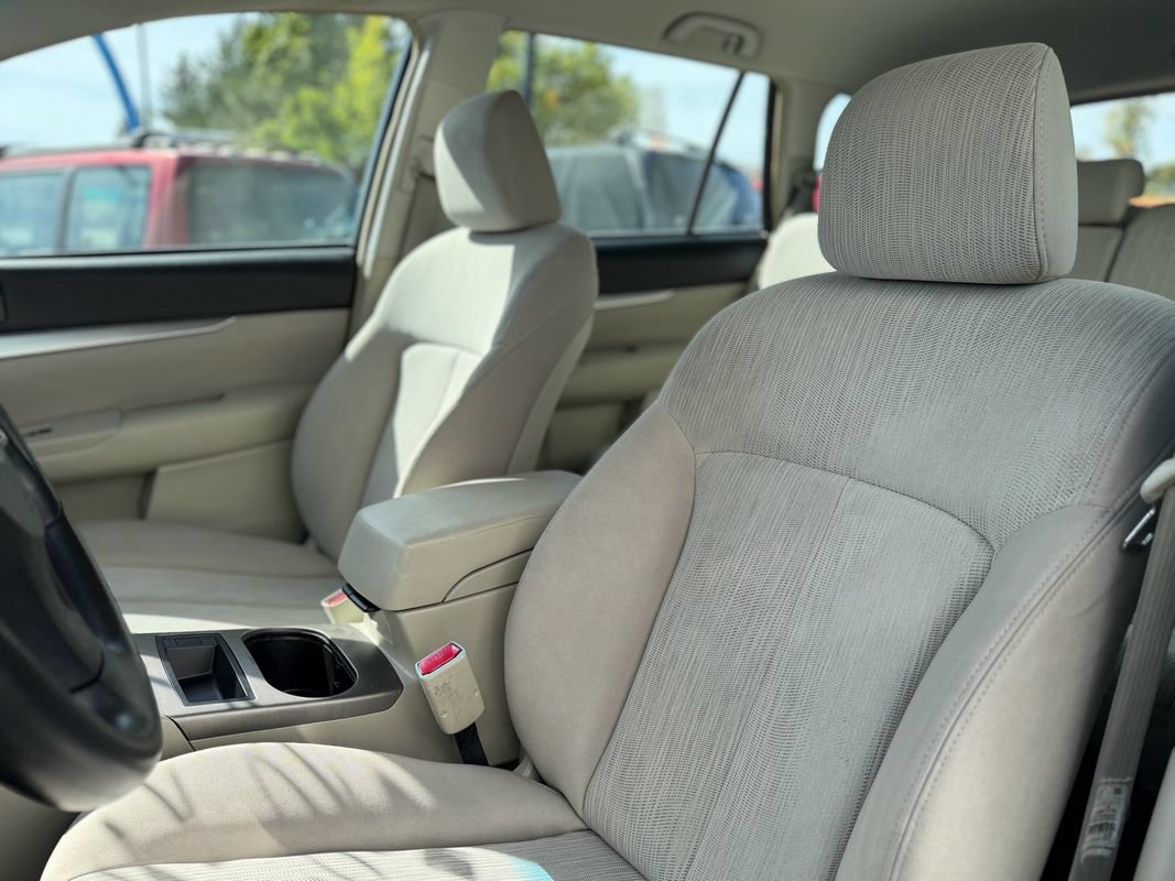 Used 2014 Subaru Outback 2.5i AWD/4WD image 12