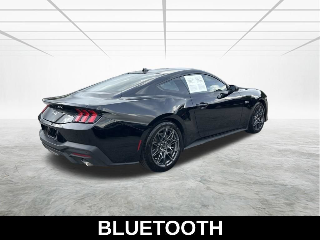 Used 2025 Ford Mustang GT RWD image 5