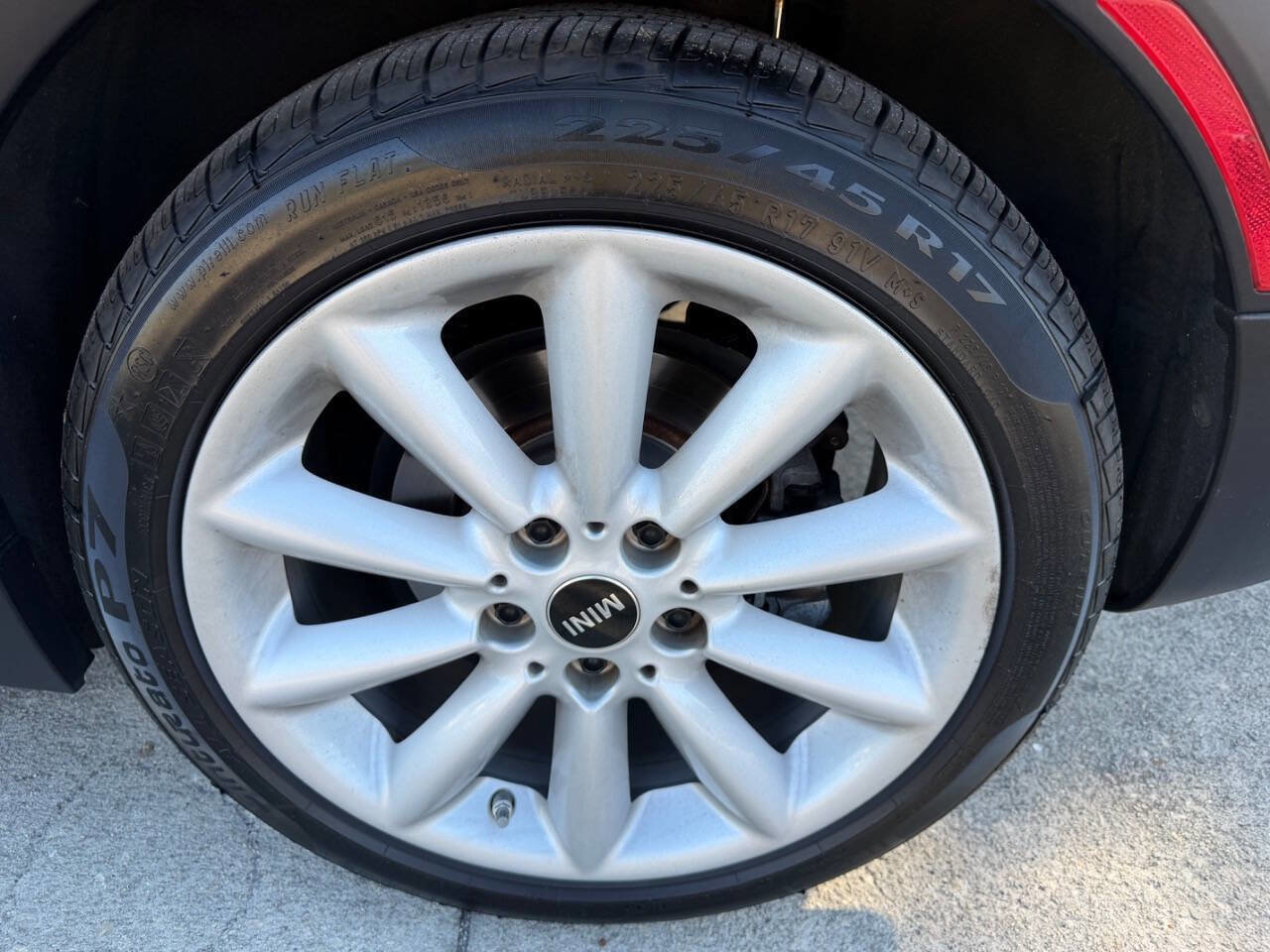 Used 2017 MINI Cooper Clubman S image 34