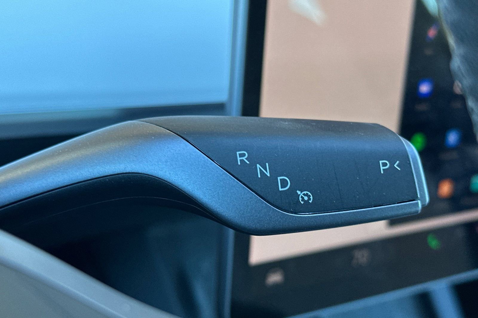 Used 2023 Tesla Model 3 Standard Range image 18