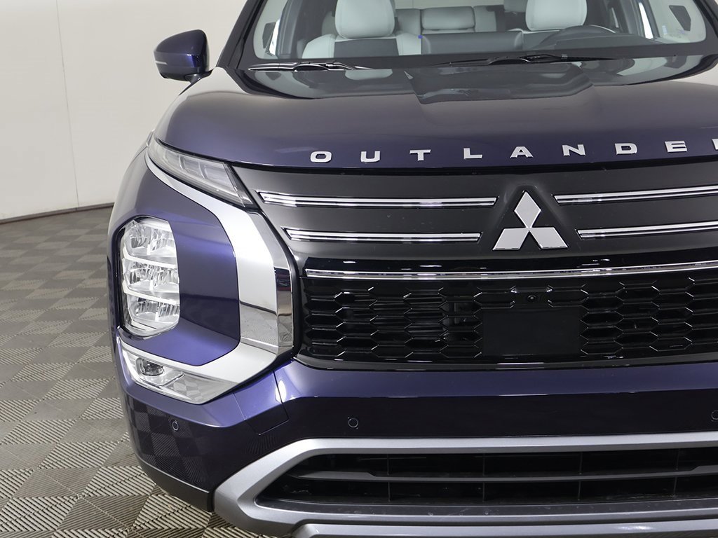 New 2026 Mitsubishi Outlander SE image 14