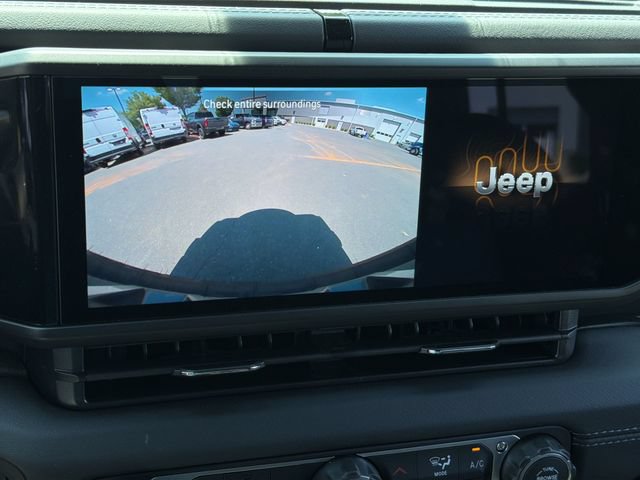 New 2026 Jeep Wrangler Unlimited Sahara AWD/4WD image 22