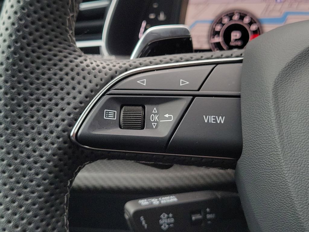 Certified 2024 Audi RS Q8 AWD/4WD image 8