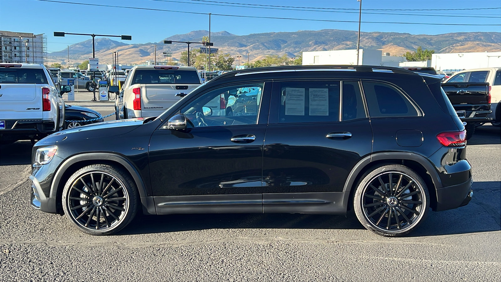 Used 2023 Mercedes-Benz GLB 35 AMG 4MATIC image 8