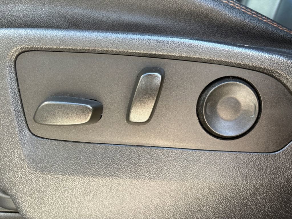 Used 2023 GMC Sierra 1500 AT4 w/ AT4 Preferred Package image 15