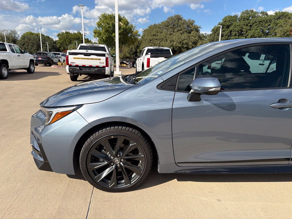 Used 2024 Toyota Corolla SE FWD image 2