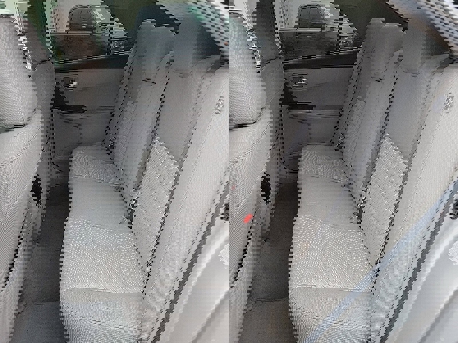 Used 2016 Toyota Camry LE image 12