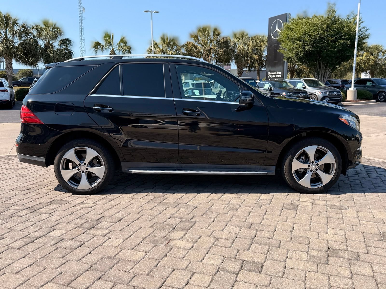 Used 2017 Mercedes-Benz GLE 350 image 8
