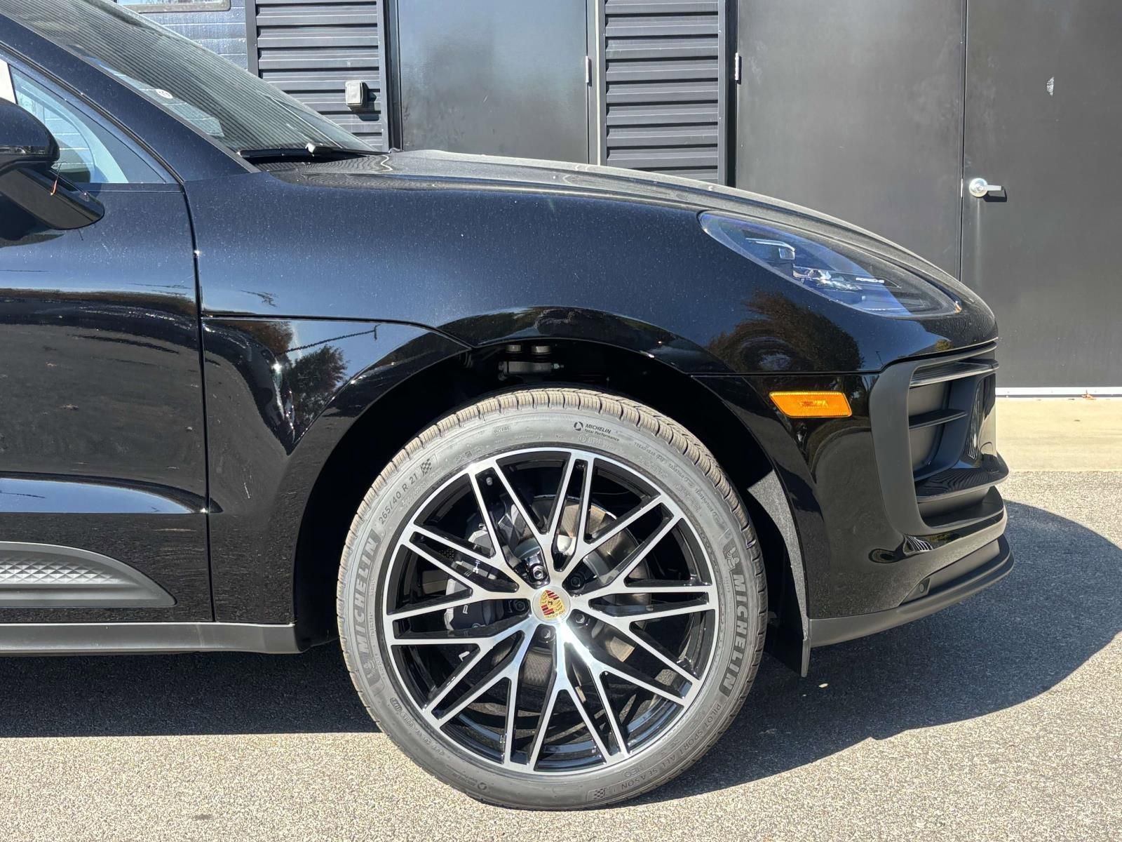 New 2026 Porsche Macan AWD/4WD image 14